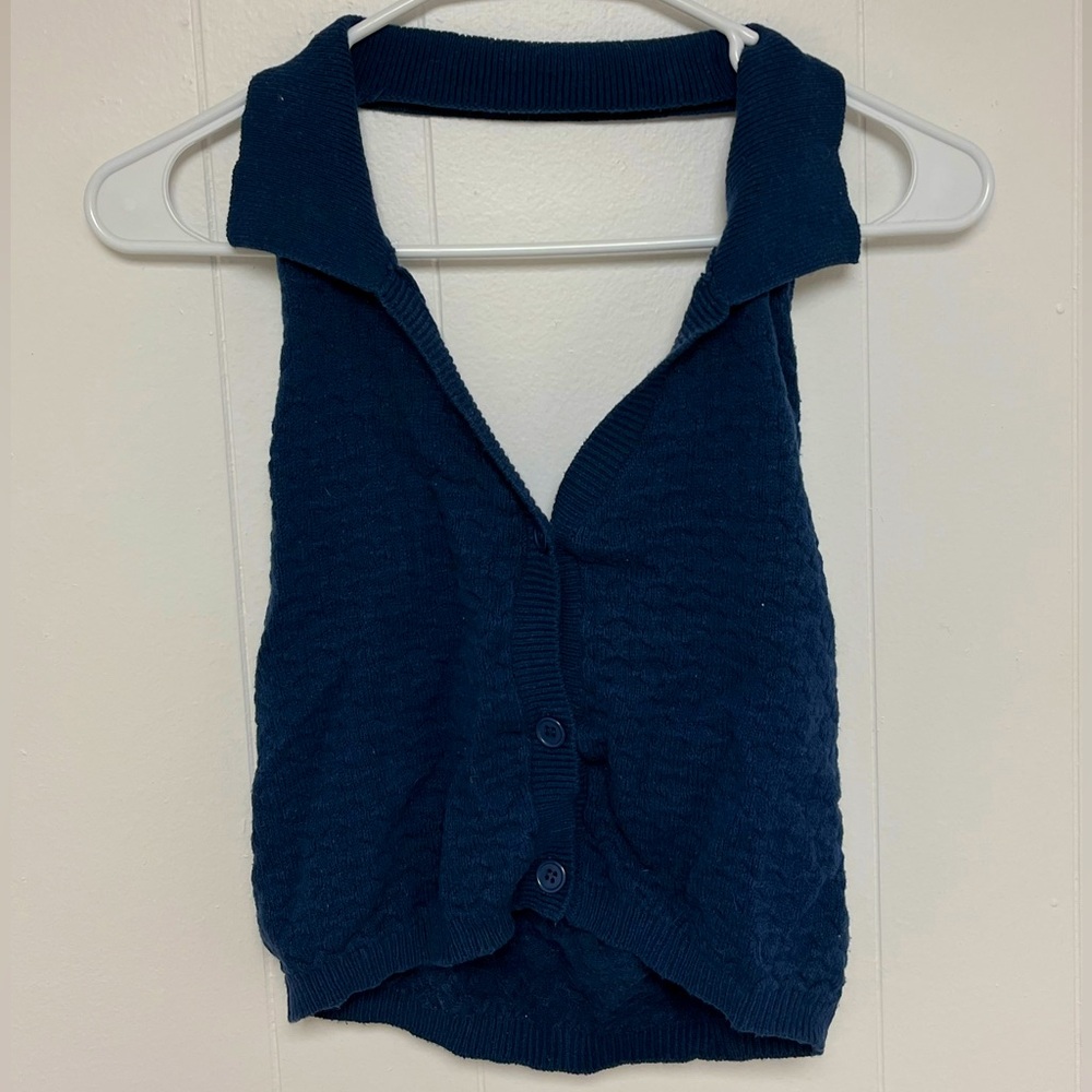 Willow & Wind Cropped Halter Sweater in Dark Blue • Used